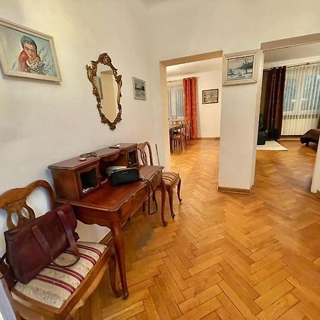 Beautiful Villa With Garden In Milanowek Exteriér fotografie