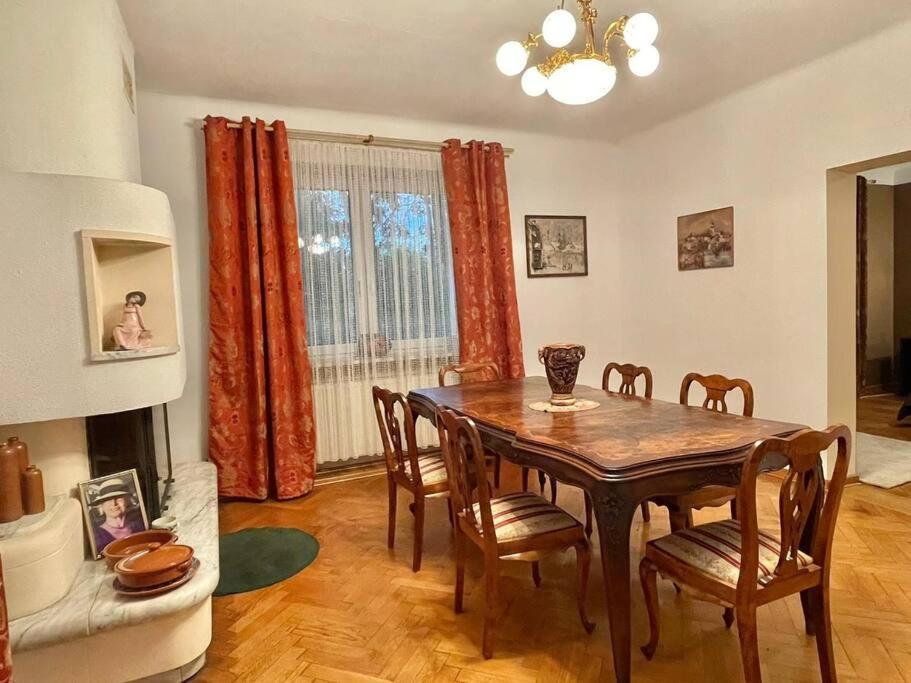 Beautiful Villa With Garden In Milanowek Exteriér fotografie